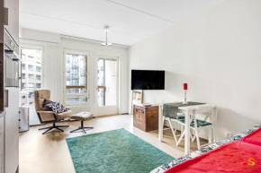 Luxurious Shoreside Studio with Balcony WeHost @Karibianranta